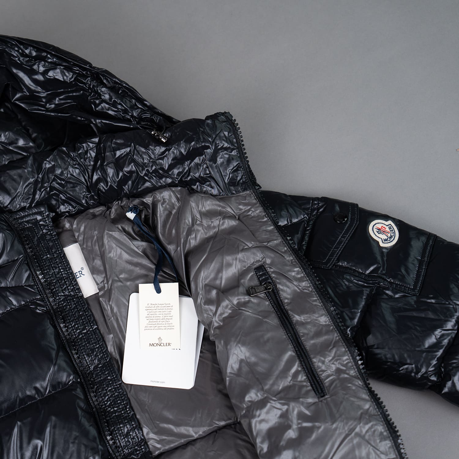 Black Down-filled Short Down Jacket - Image 7