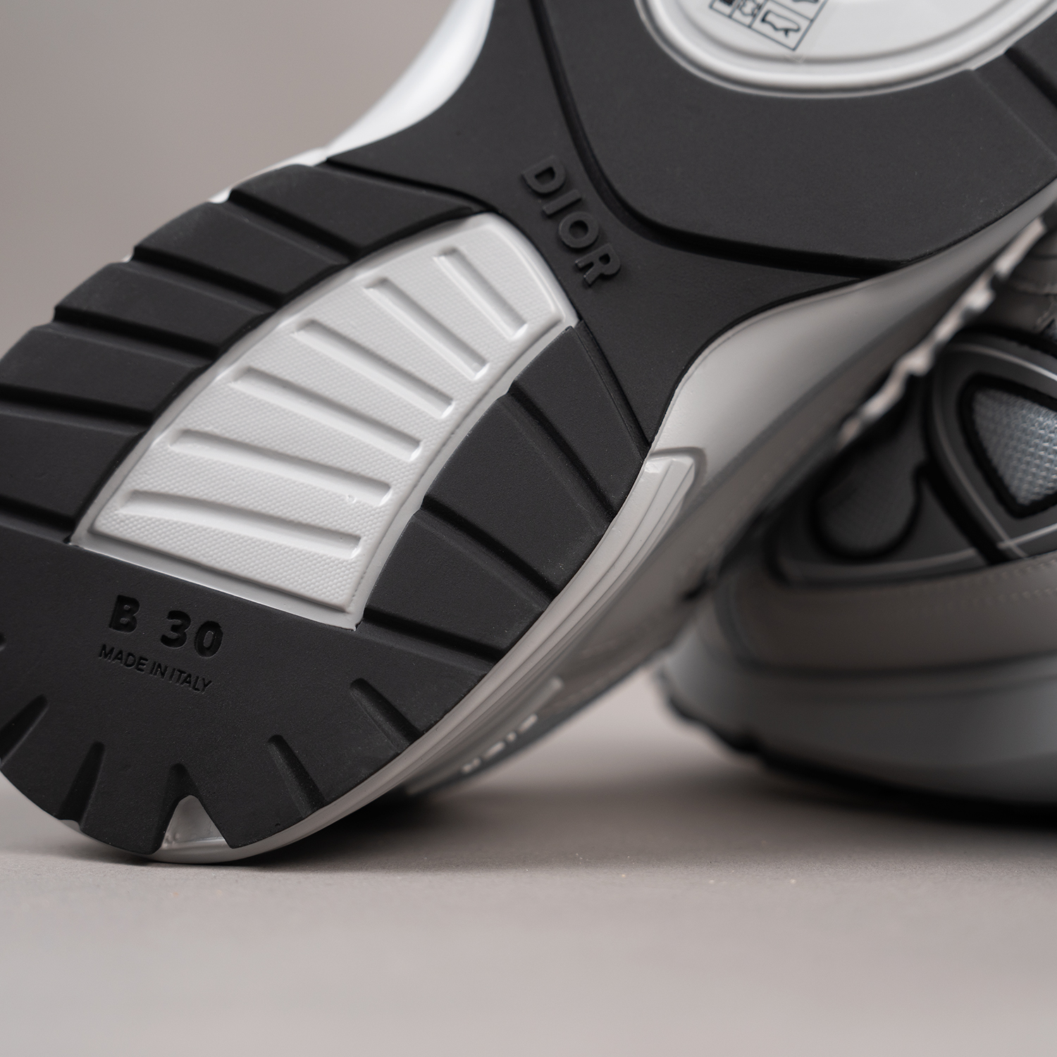 Grey Technical Mesh Trainer - Image 5