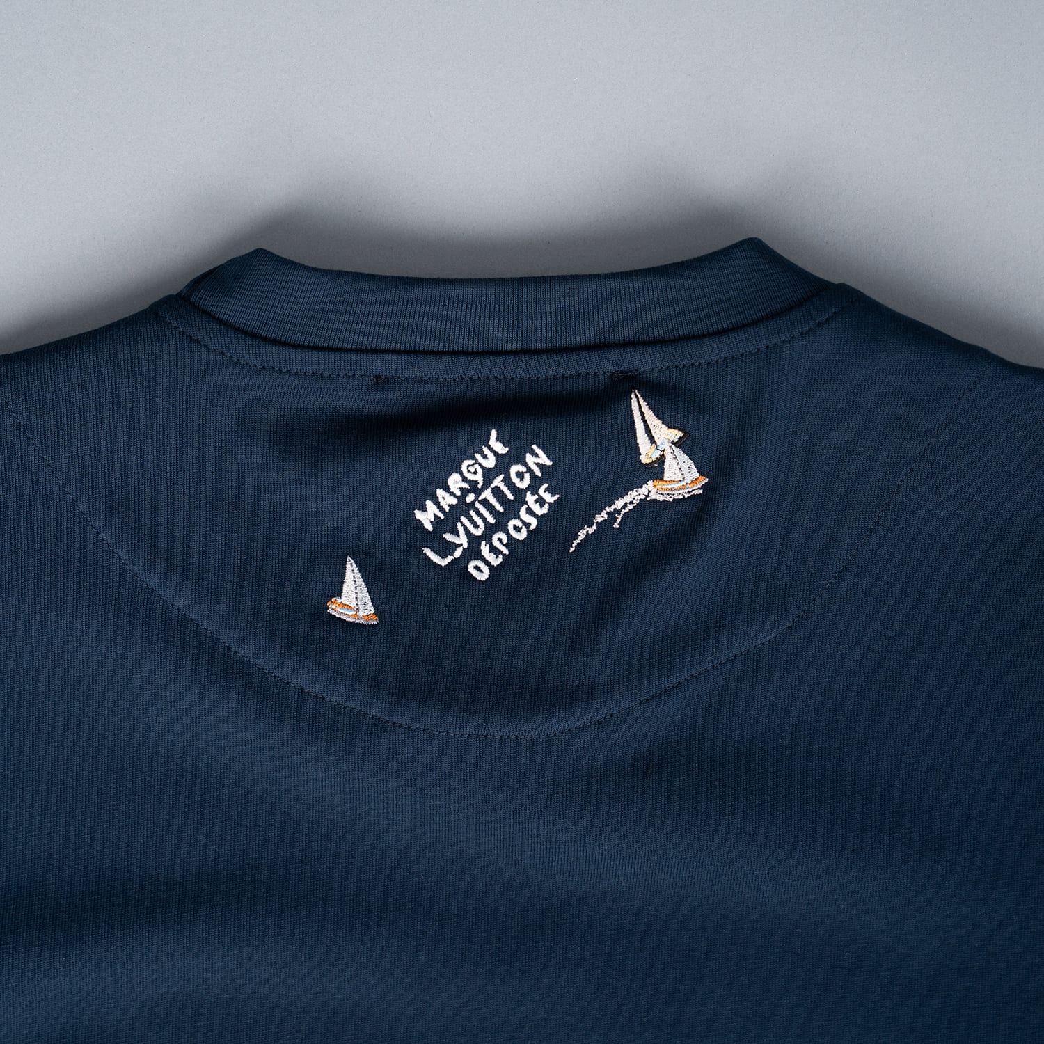 Navy Motif T-shirt - Image 3