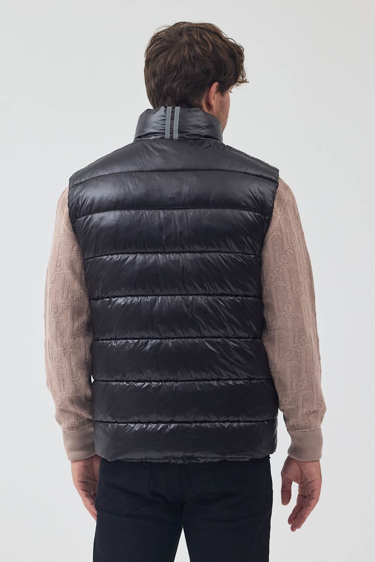 Padded Shell Croft Gilet - Image 10